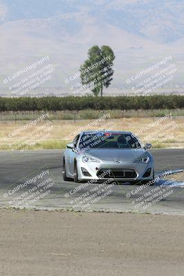 media/Sep-15-2024-Speed Ventures (Sun) [[7a54f7ed2f]]/Yellow Group/Session 1 (Outside Grapevine)/